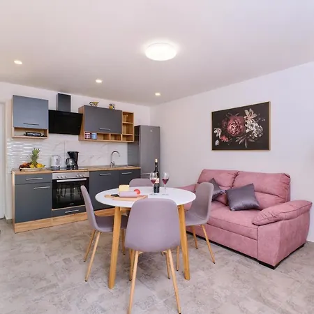 Kaleta * Sveti Jakov